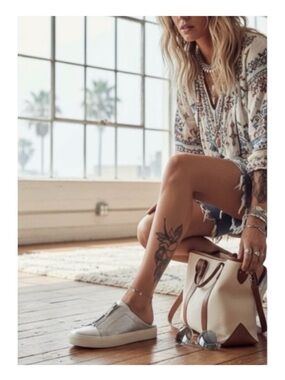 Frye ༄ Lena Logo Zipper Mule Leather Backless Sneakers ༄ Metallic Silver ༄ 9M